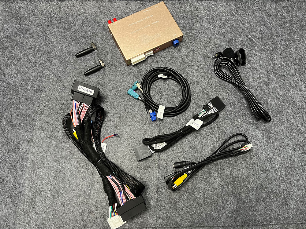 Wireless-CarPlay-AndroidAuto-Smart-Module-for-Volkswagen-Golf-MK7-MK8-RNS850.jpg Wireless-CarPlay-AndroidAuto-Smart-Module-for-Volkswagen-Golf-MK7-MK8-RNS850.jpg