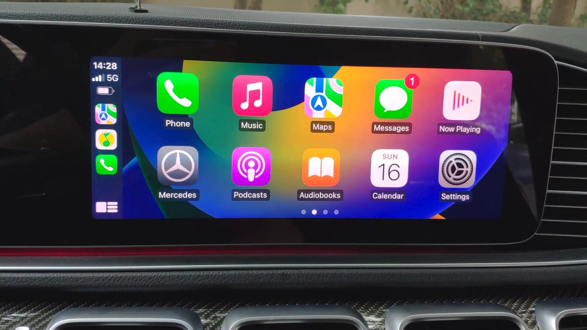 kSmart auto Mercedes Benz Apple CarPlay-4.jpg