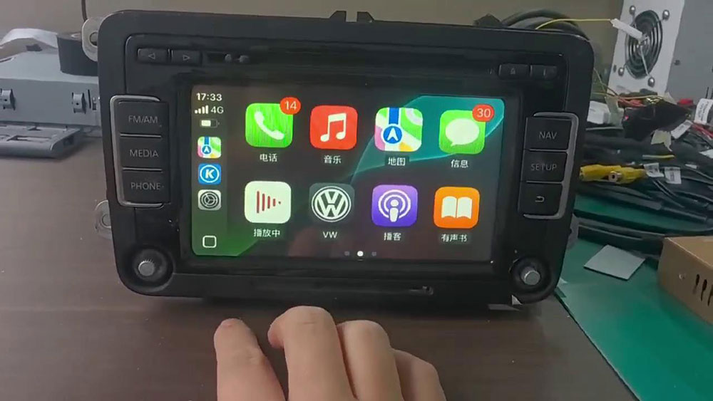 kSmart-auto-Volkswagen-Apple-CarPlay-1.jpg